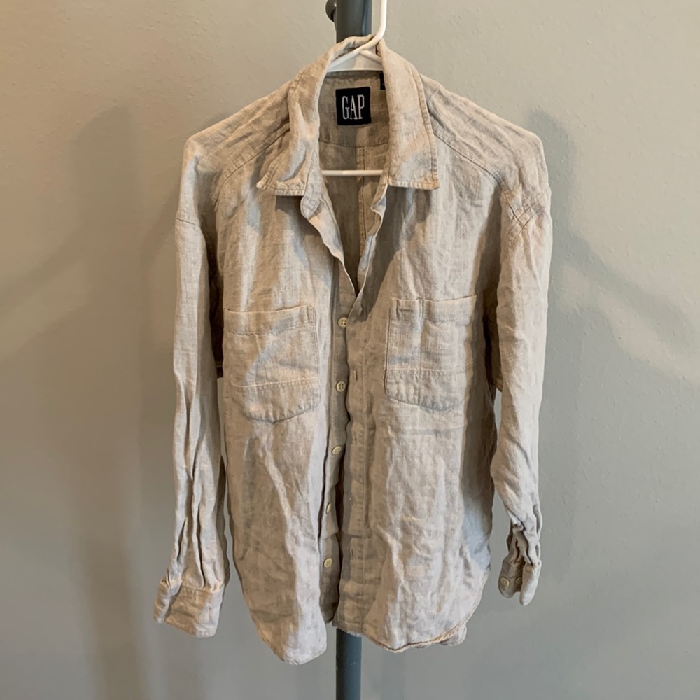 GAP- Shirt- Large